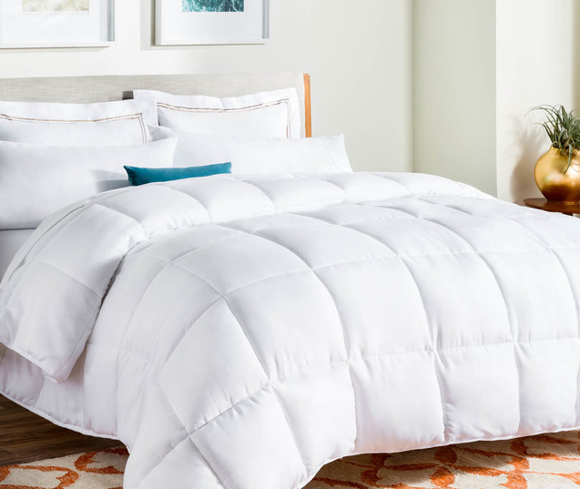Linenspa All-Season Down Alternative Quilted Comforter